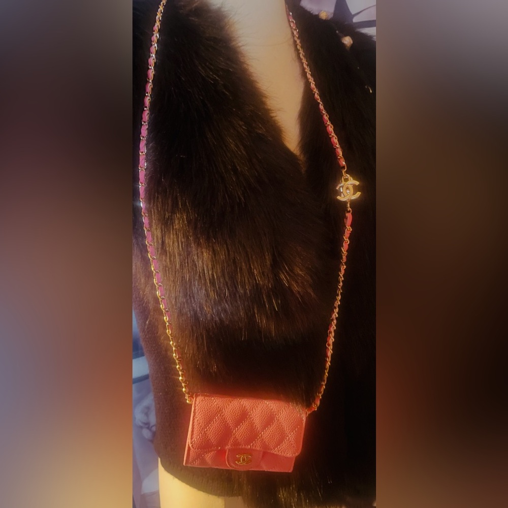 💕💝😍Chanel light Pink Quilted Mini Bag Wallet on chain - Picture 3 of 15